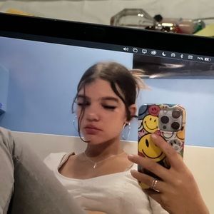 Meet your Posher, Paris